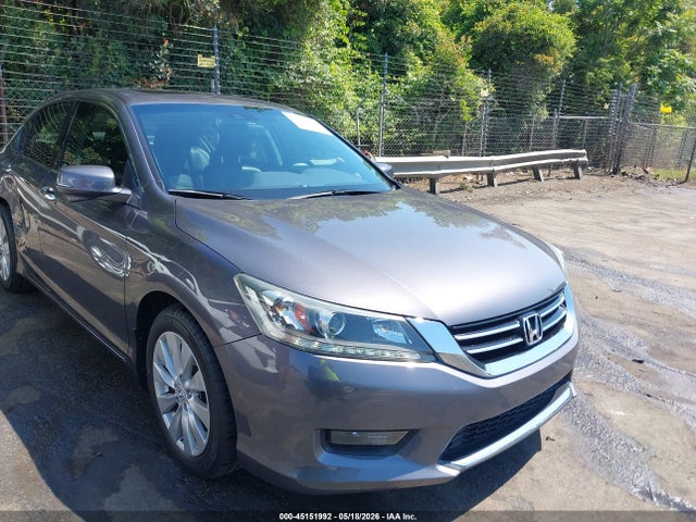 Salvage Honda Accord Image