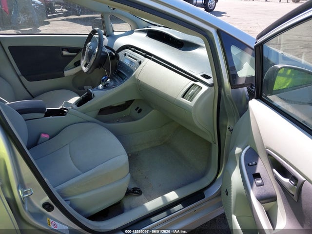 Toyota Prius Three