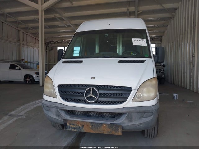 Mercedes-Benz Sprinter 2500 High Roof