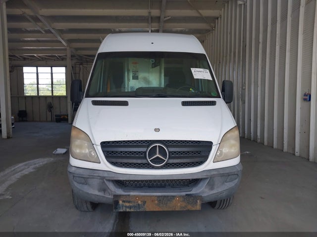 Mercedes-Benz Sprinter 2500 High Roof