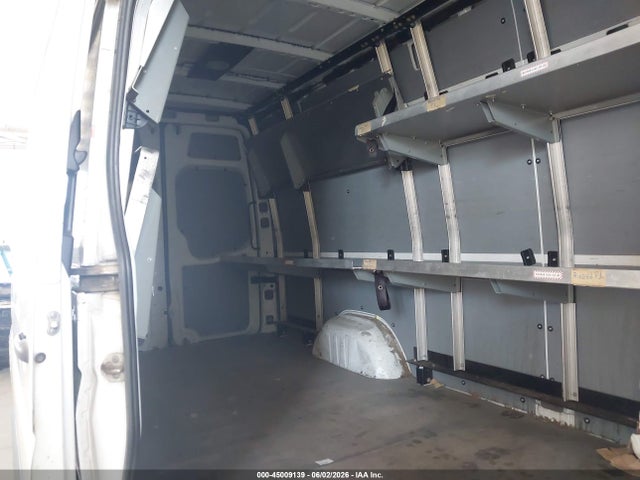 Mercedes-Benz Sprinter 2500 High Roof