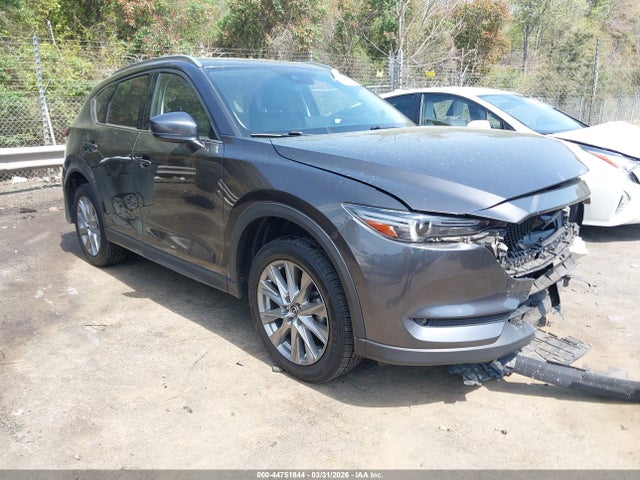 Salvage Mazda Cx Image