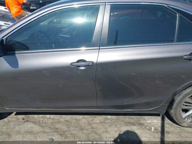 Toyota Camry Se