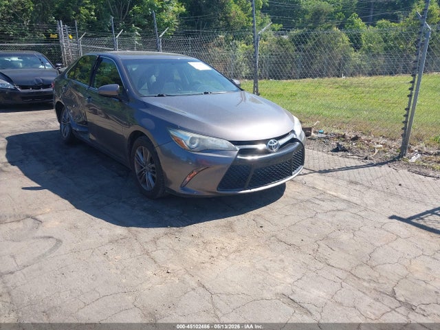 Salvage Toyota Camry Image