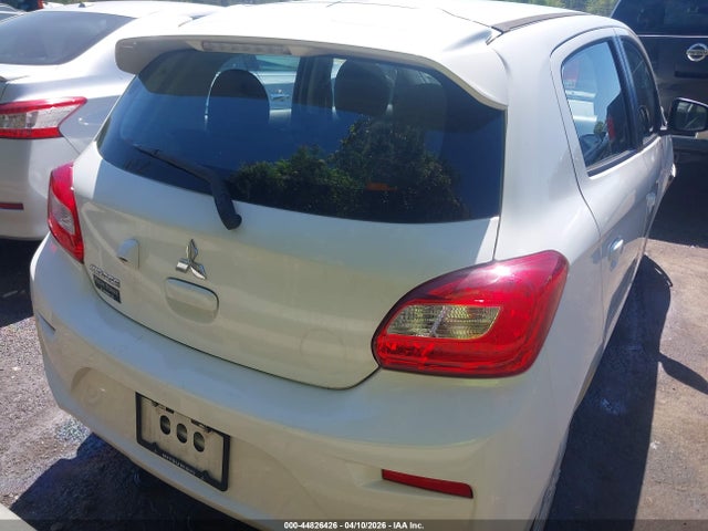 Mitsubishi Mirage Es