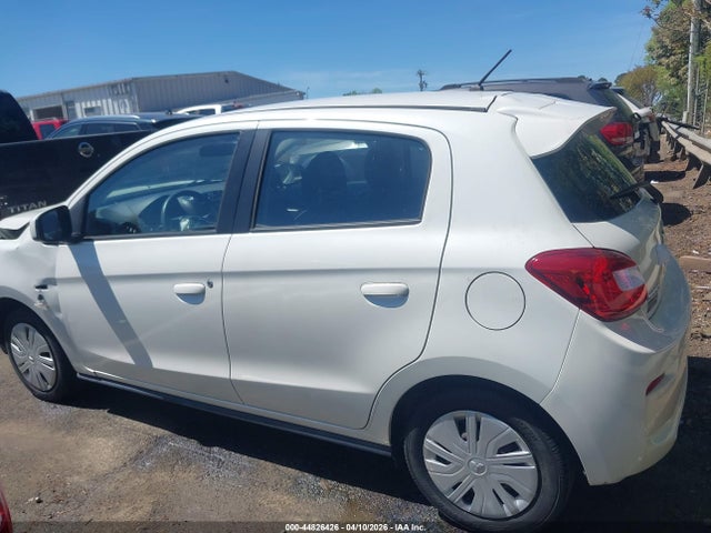 Mitsubishi Mirage Es
