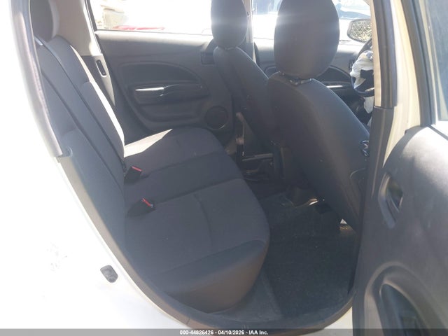 Mitsubishi Mirage Es