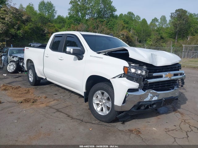Salvage Chevrolet Silverado 1500 Image