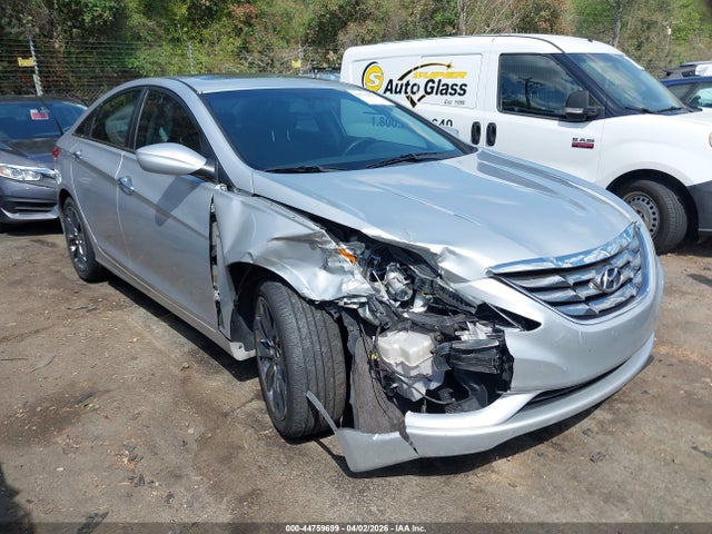 Salvage Hyundai SONATA Image
