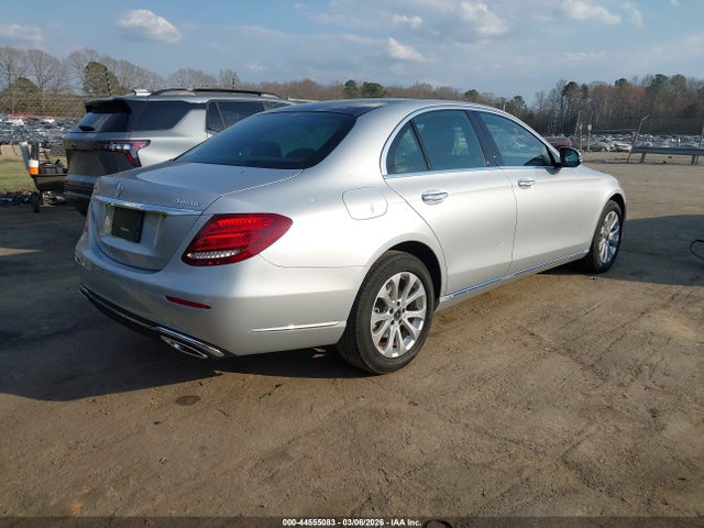 Mercedes-Benz E-Class 4matic