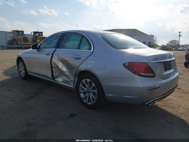Mercedes-Benz E-Class 4matic
