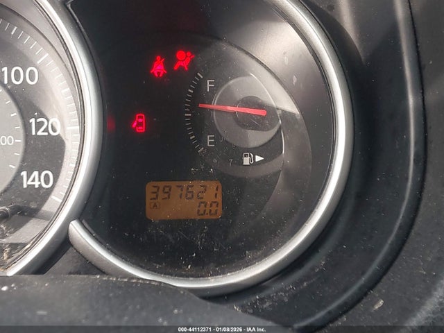 Nissan Versa 1.8s