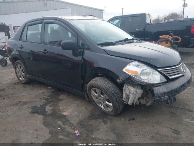 Salvage Nissan Versa Image