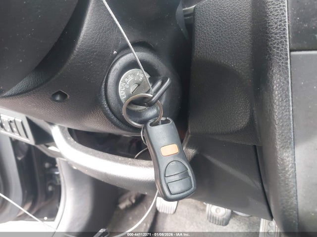 Nissan Versa 1.8s