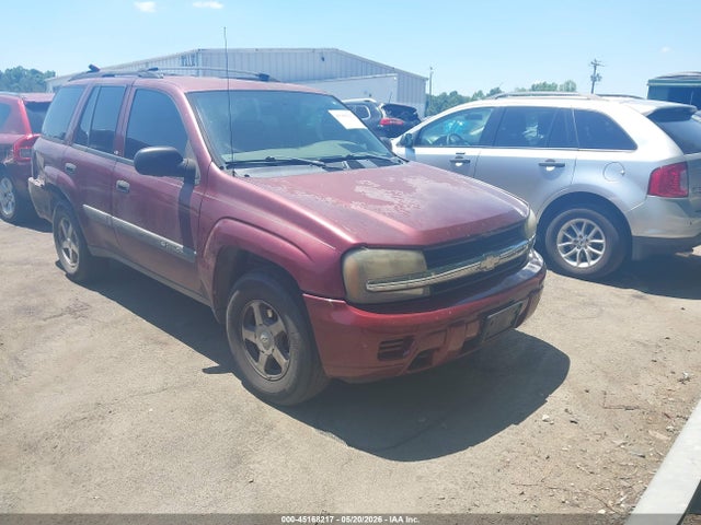 Salvage Chevrolet Trailblazer Image
