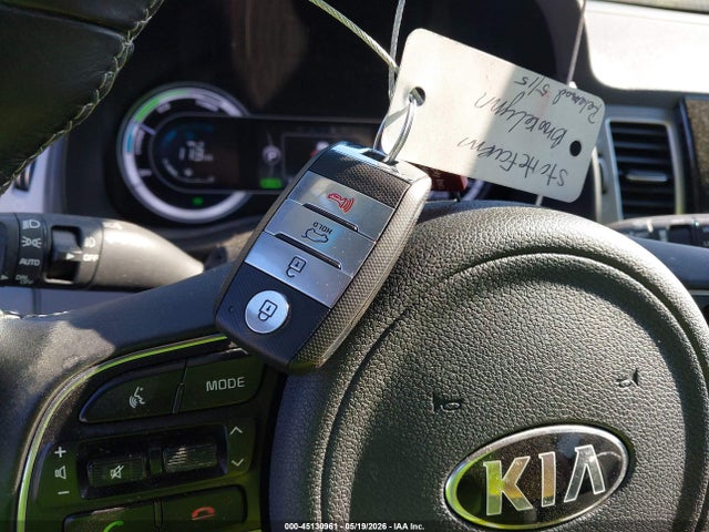 Kia Niro Lx