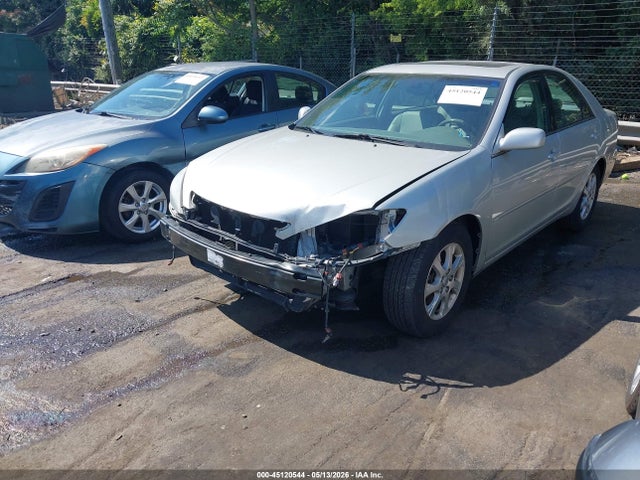 Toyota Camry Xle V6