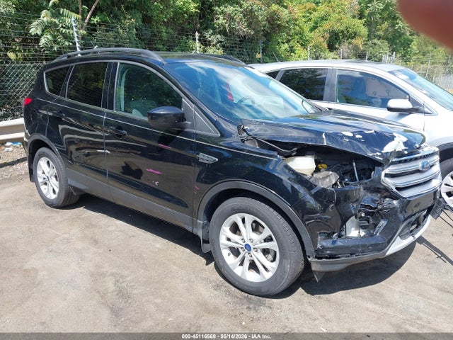 Salvage Ford Escape Image
