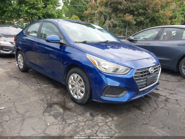 Salvage Hyundai ACCENT Image