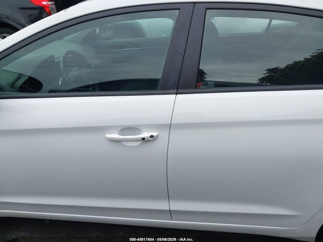 Hyundai ELANTRA Value Edition