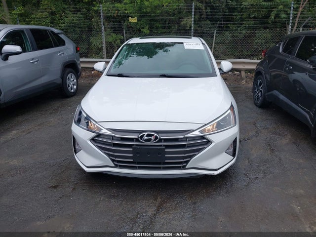 Hyundai ELANTRA Value Edition