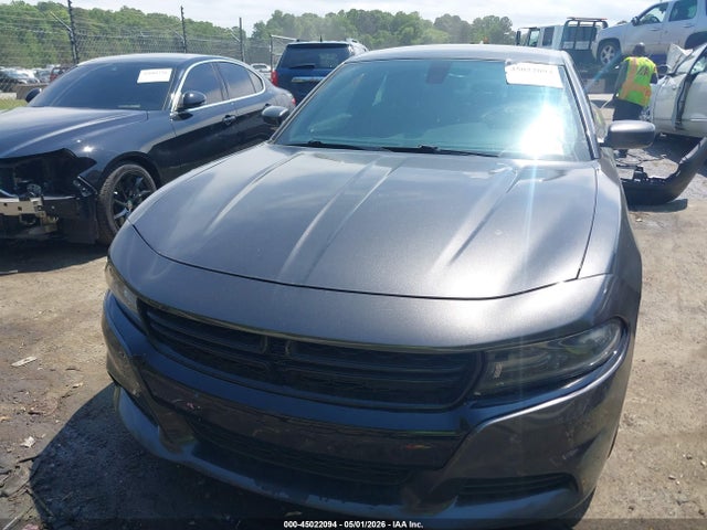 Dodge Charger Sxt