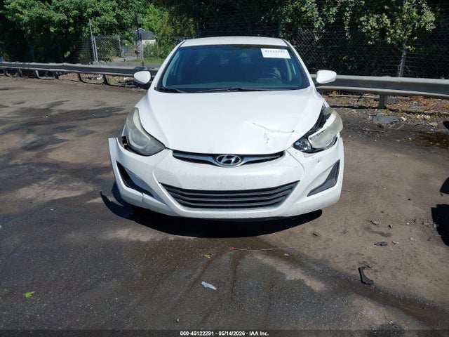 Hyundai ELANTRA Se
