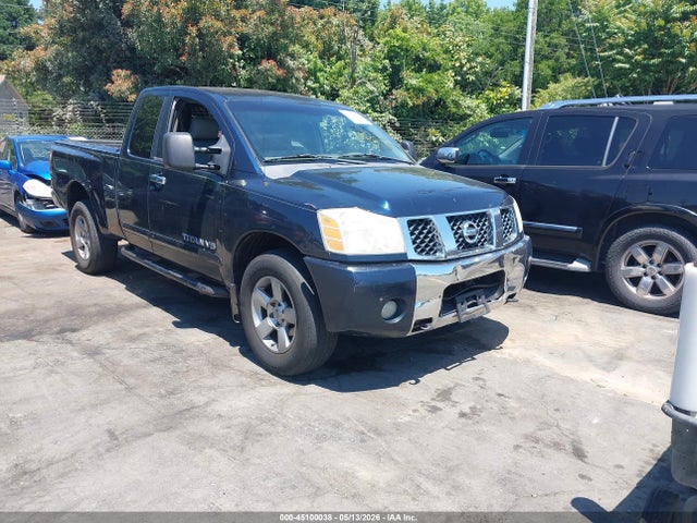 Salvage Nissan Titan Image