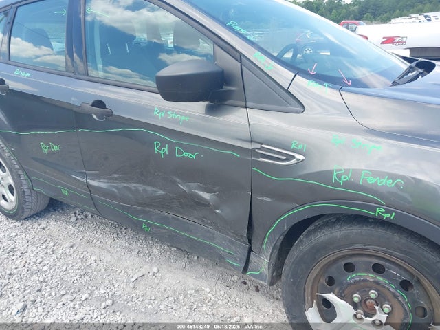 Ford Escape S