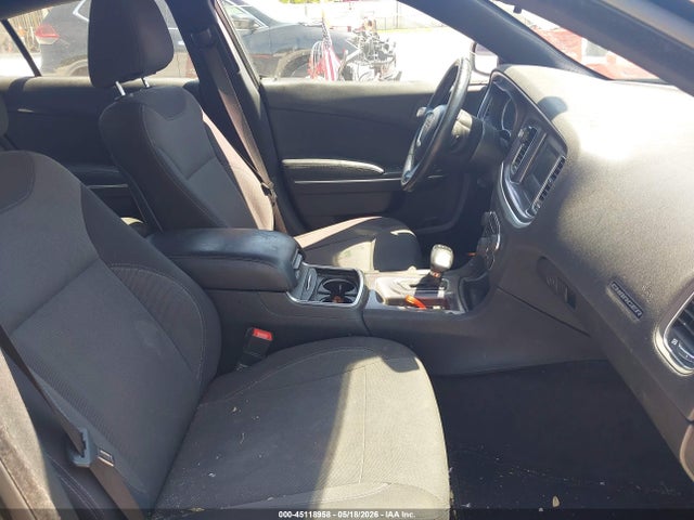 Dodge Charger Se
