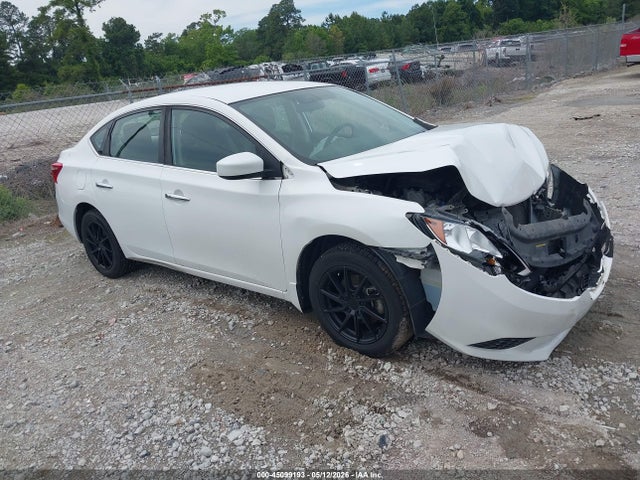 Salvage Nissan Sentra Image