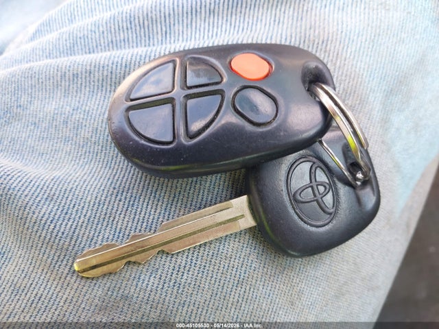 Toyota Sienna Xle V6 8 Passenger