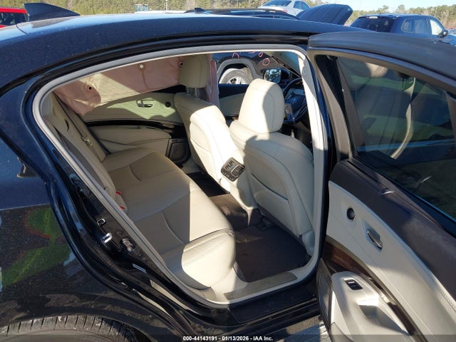 Acura RLX