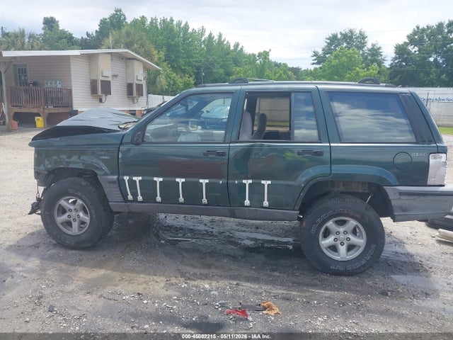 Jeep Grand Cherokee Laredo