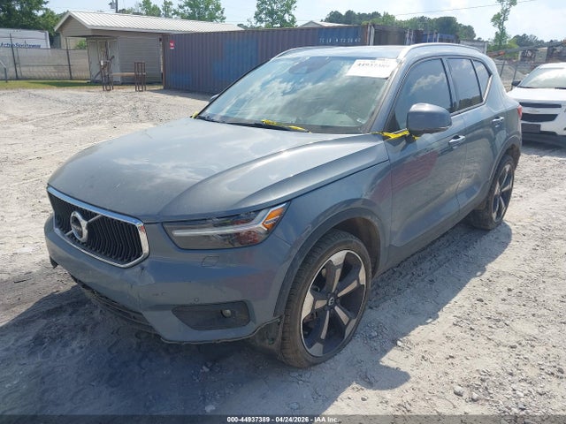 Volvo XC40 T5 Momentum