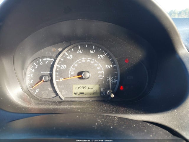 Mitsubishi Mirage Le