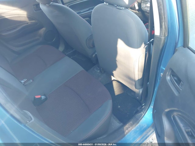 Mitsubishi Mirage Le