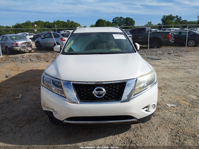 Nissan Pathfinder Sv