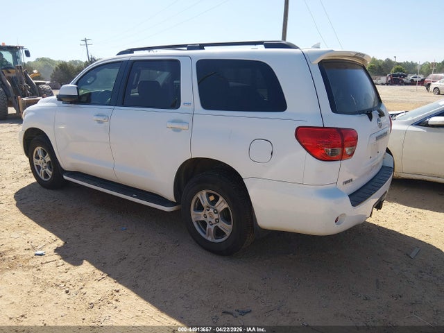 Toyota Sequoia Sr5 5.7l V8