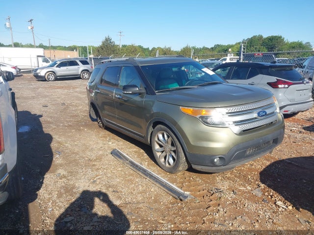 Salvage Ford Explorer Image