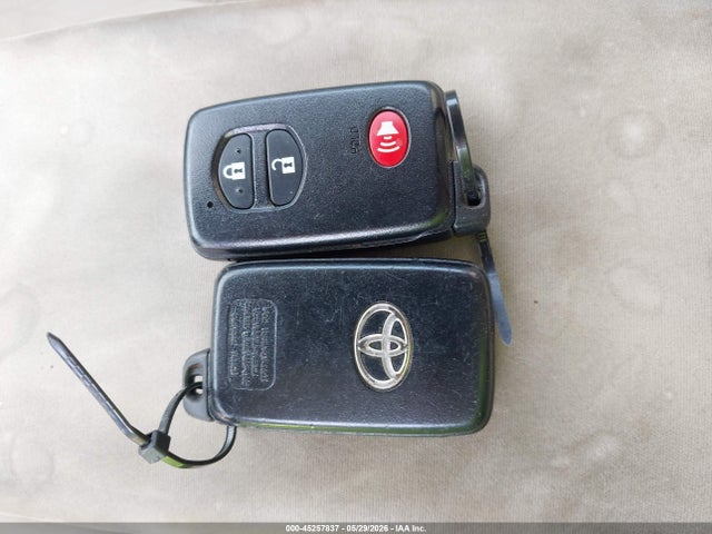 Toyota Prius Iii