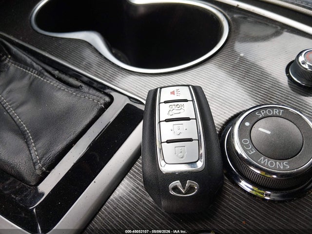 INFINITI Qx Pure