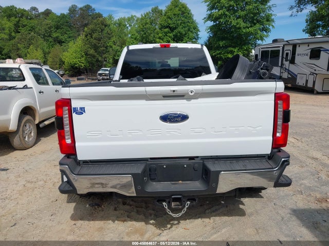 Ford F-450 Lariat