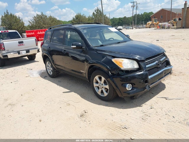 Salvage Toyota RAV4 Image