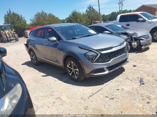 Salvage Kia Sportage Image