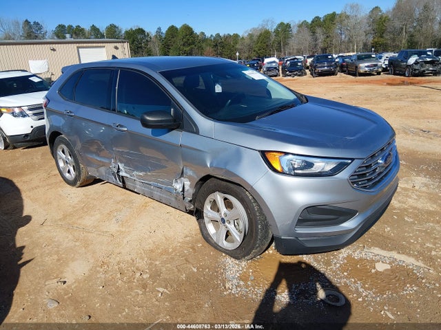 Salvage Ford Edge Image