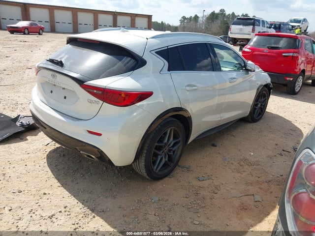 INFINITI Qx Premium