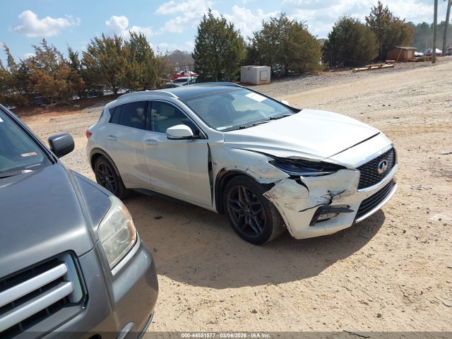 INFINITI Qx Premium