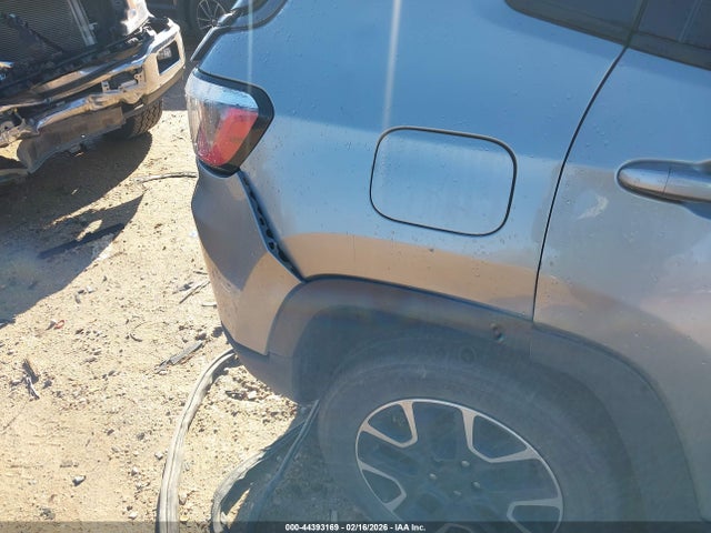Jeep Compass Trailhawk 4x4