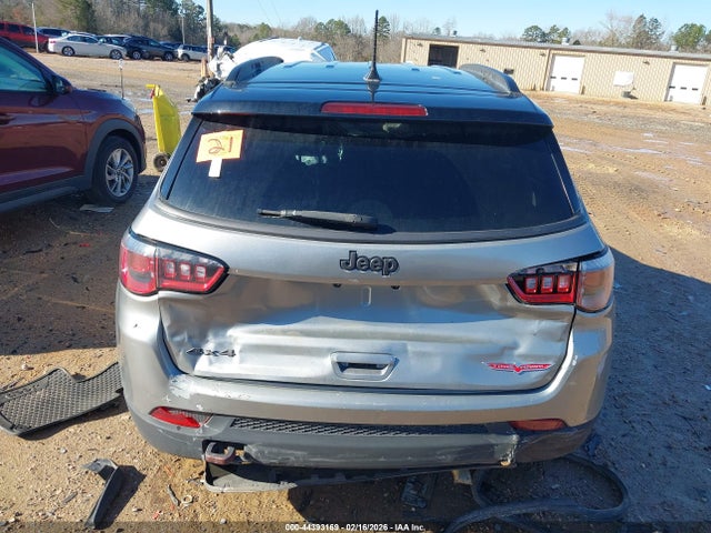 Jeep Compass Trailhawk 4x4